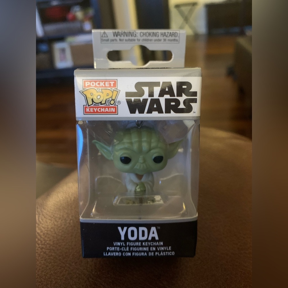 Star Wars Yoda Funko Pocket Pop! Keychain